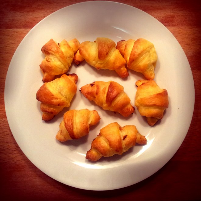 Petits croissants au saumon