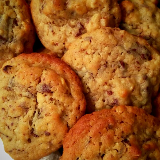 Cookies aux deux chocolats et aux noisettes